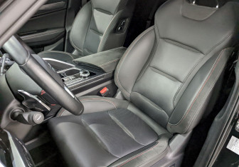 Подержанный автомобиль Geely Tugella 2023 года (14 фото)