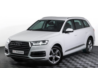 Подержанный автомобиль Audi Q7 2018 года (23 фото)