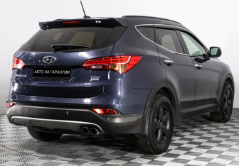 Подержанный автомобиль Hyundai Santa Fe 2013 года (3 фото)