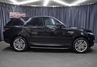 Подержанный автомобиль Land Rover Range Rover Sport 2017 года (7 фото)