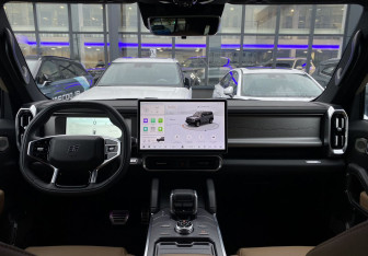 Подержанный автомобиль Jetour T2 2024 года (11 фото)