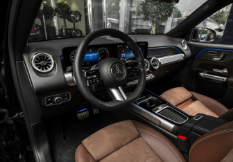 Новый Mercedes-Benz GLB 2025 (11 фото)