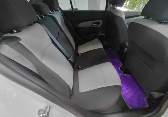 Подержанный автомобиль Chevrolet Cruze Sedan 2015 года (18 фото)