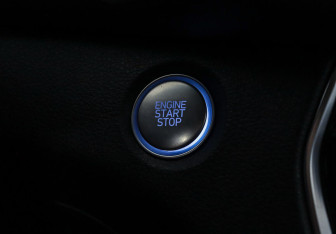 Подержанный автомобиль Hyundai Santa Fe 2018 года (14 фото)