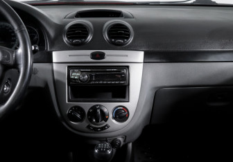 Подержанный автомобиль Chevrolet Lacetti Hatchback 2008 года (13 фото)