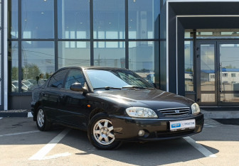 Подержанный автомобиль Kia Spectra Sedan 2006 года (3 фото)