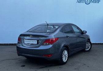 Подержанный автомобиль Hyundai Solaris Sedan 2014 года (5 фото)