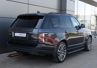 Подержанный автомобиль Land Rover Range Rover 2019 года (5 фото)