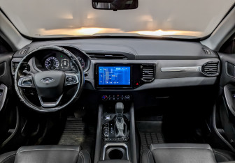 Подержанный автомобиль Chery Tiggo 4 2022 года (14 фото)