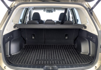 Подержанный автомобиль Subaru Forester Suv 2021 года (10 фото)