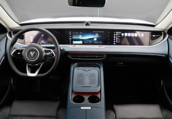 Подержанный автомобиль Voyah Free 2023 года (28 фото)