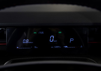 Подержанный автомобиль Jetour X70 2023 года (9 фото)