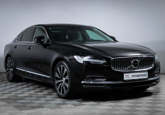 Подержанный автомобиль Volvo S90 2021 года (3 фото)