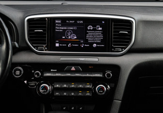 Подержанный автомобиль Kia Sportage 2021 года (10 фото)