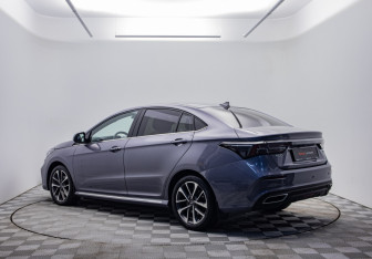 Подержанный автомобиль Omoda S5 2023 года (7 фото)