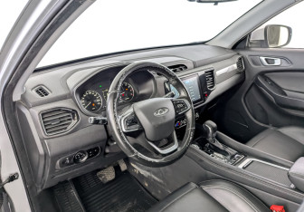 Подержанный автомобиль Chery Tiggo 4 2022 года (16 фото)