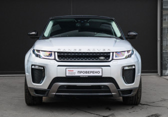 Подержанный автомобиль Land Rover Range Rover Evoque 2017 года (2 фото)