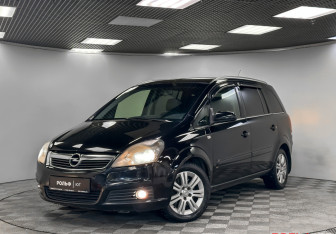 Подержанный автомобиль Opel Zafira Compactvan 2007 года (23 фото)