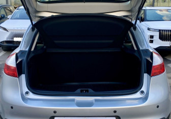 Подержанный автомобиль Renault Megane Hatchback 2014 года (10 фото)