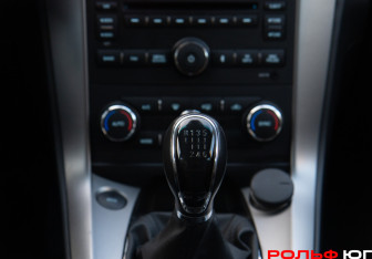 Подержанный автомобиль Chevrolet Captiva 2015 года (23 фото)