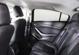 Подержанный автомобиль Mazda 6 Sedan 2018 года (12 фото)