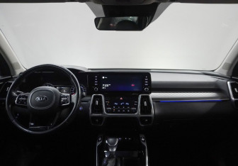 Подержанный автомобиль Kia Sorento 2020 года (13 фото)