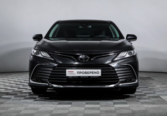 Подержанный автомобиль Toyota Camry Sedan 2023 года (2 фото)