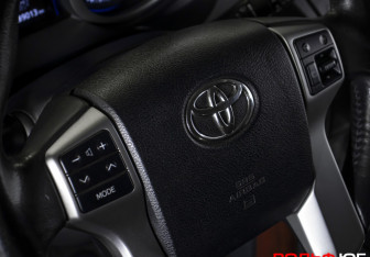 Подержанный автомобиль Toyota Land Cruiser Prado 2014 года (15 фото)