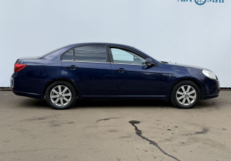 Подержанный автомобиль Chevrolet Epica 2011 года (4 фото)