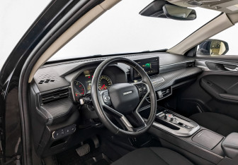 Подержанный автомобиль Haval Jolion 2021 года (16 фото)