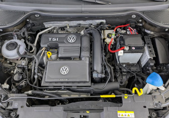 Подержанный автомобиль Jetta VS7 2023 года (9 фото)