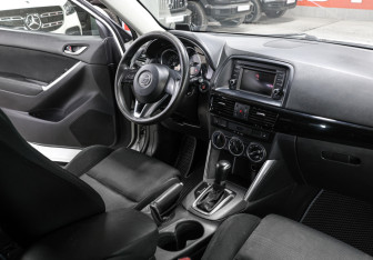 Подержанный автомобиль Mazda CX-5 2014 года (11 фото)