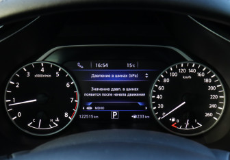 Подержанный автомобиль Nissan Murano Suv 2017 года (9 фото)
