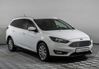 Подержанный автомобиль Ford Focus Wagon 2018 года (3 фото)