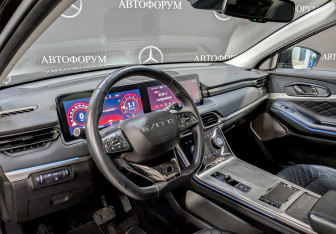 Подержанный автомобиль Exeed TXL 2021 года (16 фото)