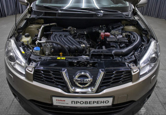 Подержанный автомобиль Nissan Qashqai 2012 года (9 фото)