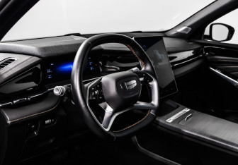 Подержанный автомобиль Geely Preface 2024 года (12 фото)
