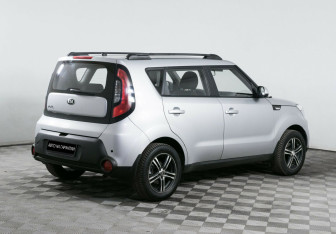 Подержанный автомобиль Kia Soul 2016 года (3 фото)