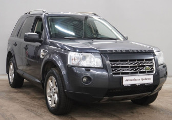 Подержанный автомобиль Land Rover Freelander 2010 года (3 фото)