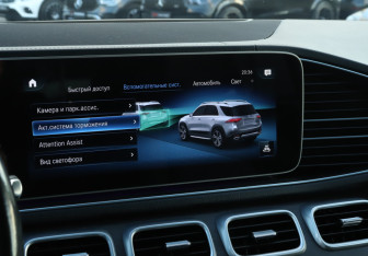 Подержанный автомобиль Mercedes-Benz GLE 2021 года (20 фото)