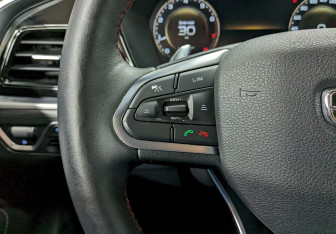 Подержанный автомобиль Geely Tugella 2023 года (29 фото)