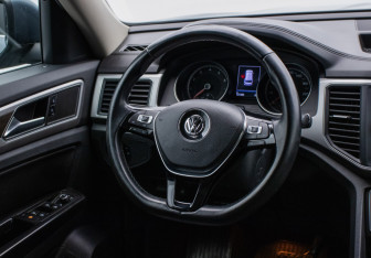 Подержанный автомобиль Volkswagen Teramont 2019 года (16 фото)