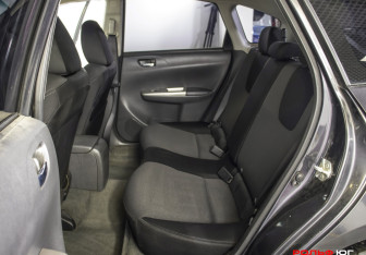 Подержанный автомобиль Subaru Impreza Hatchback 2008 года (10 фото)
