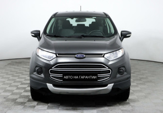 Подержанный автомобиль Ford EcoSport 2017 года (2 фото)