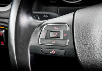 Подержанный автомобиль Volkswagen Tiguan 2013 года (26 фото)