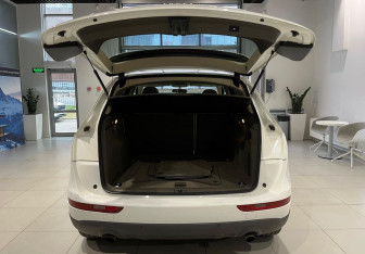 Подержанный автомобиль Audi Q5 2011 года (6 фото)