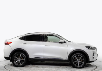 Подержанный автомобиль Haval F7x 2022 года (3 фото)