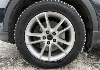 Подержанный автомобиль Ford Kuga 2013 года (9 фото)