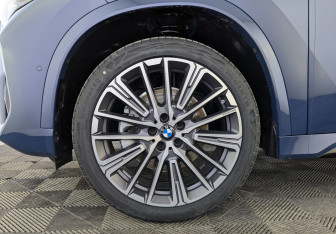 Новый BMW X1 2025 (7 фото)