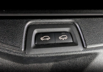 Подержанный автомобиль BMW X7 2020 года (27 фото)